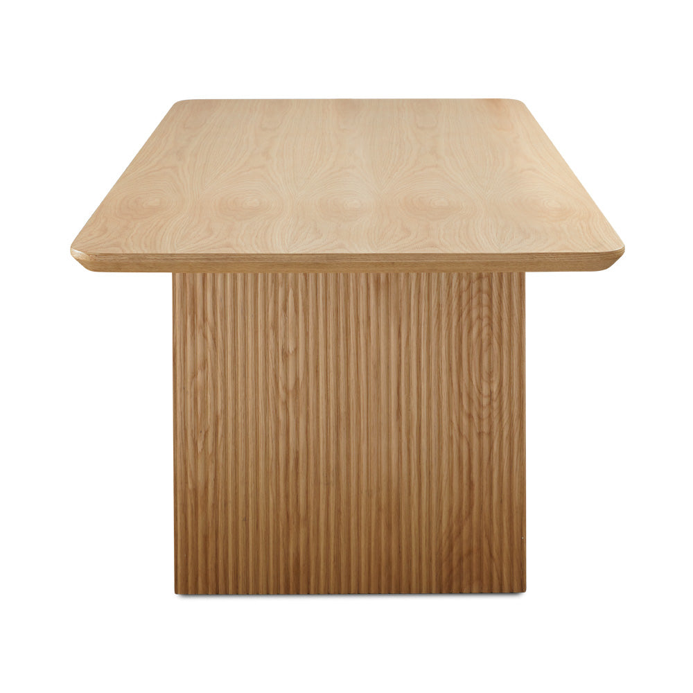 Pauline Dining Table: Oak Veneer