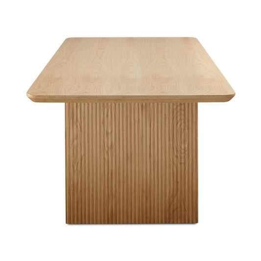 Pauline Dining Table: Oak Veneer